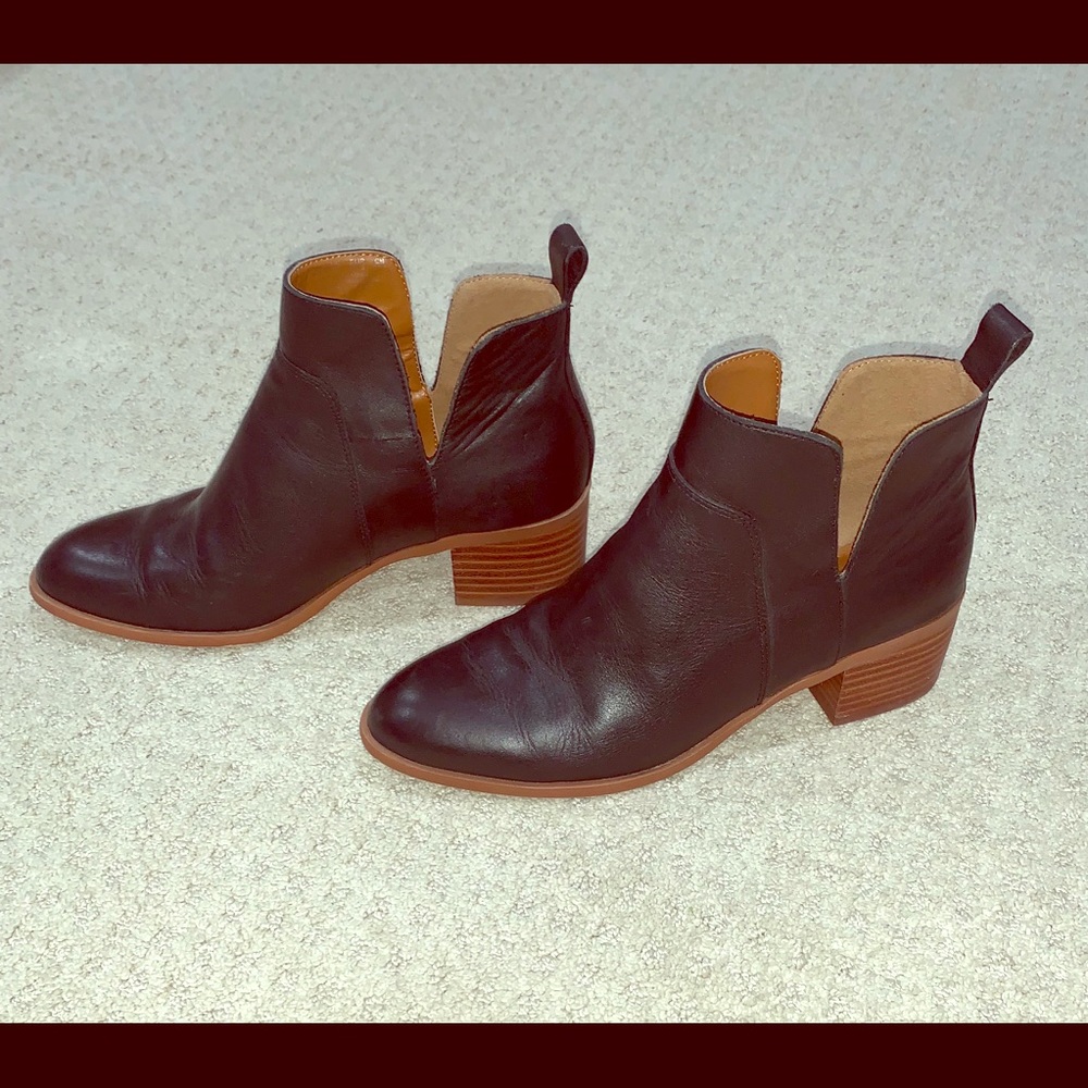 Franco Sarto ankle boot black size 6.5